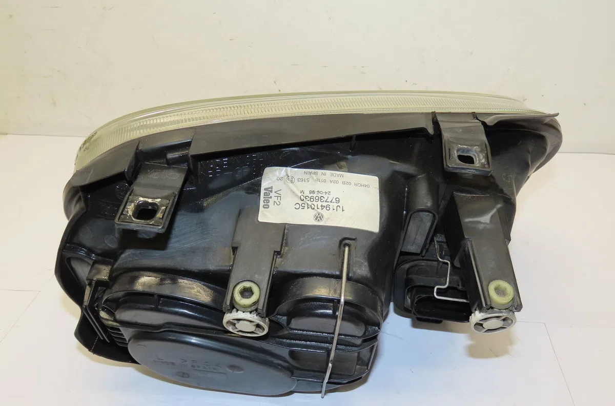 Phare gauche Volkswagen GOLF IV (1J1) 1.9 tdi (1997-2004) occasion