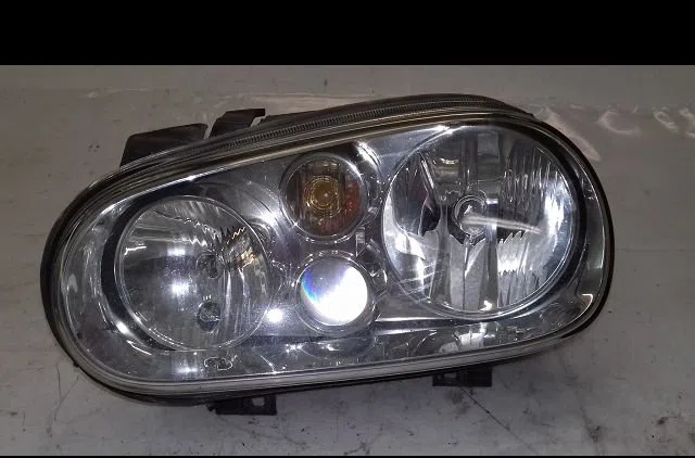 Phare gauche Volkswagen GOLF IV (1J1) 1.9 tdi (1997-2004) occasion