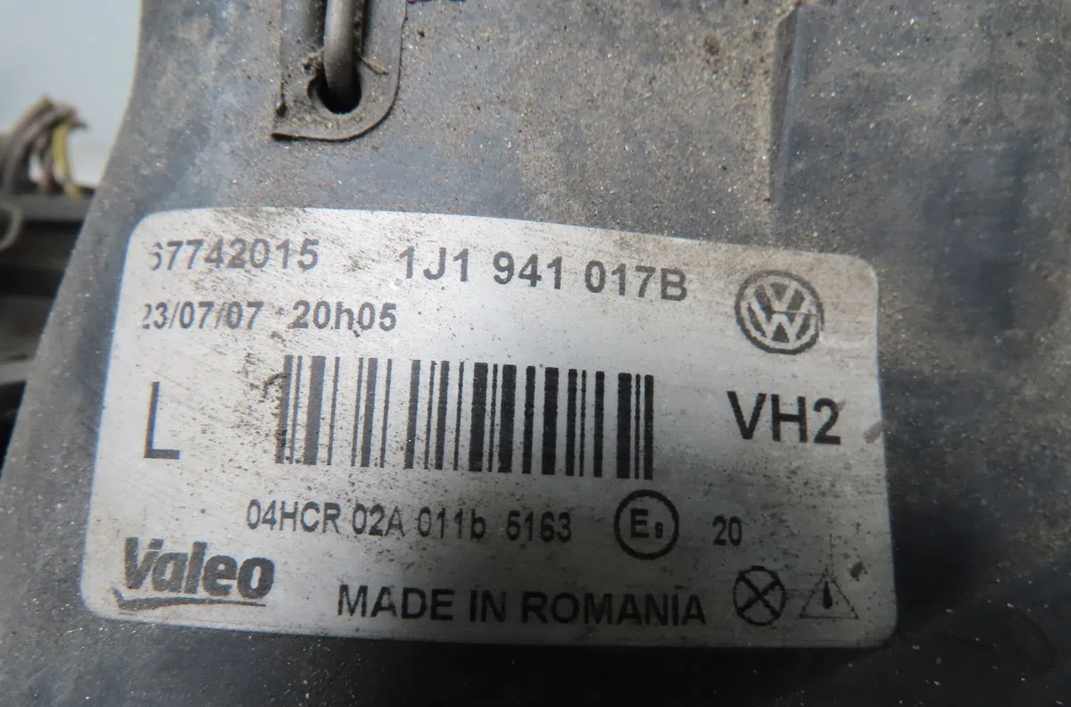 Phare gauche Volkswagen GOLF IV (1J1) 1.9 tdi 4motion (2000-2005) occasion