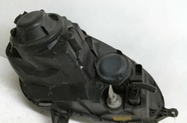 Phare gauche Volkswagen GOLF V (1K1) 2.0 fsi (2004-2008) occasion