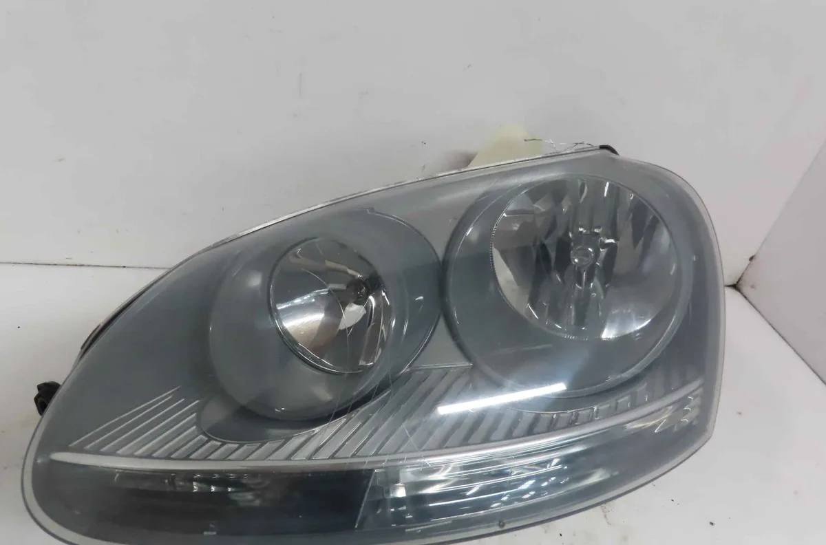 Phare gauche VOLKSWAGEN GOLF V occasion