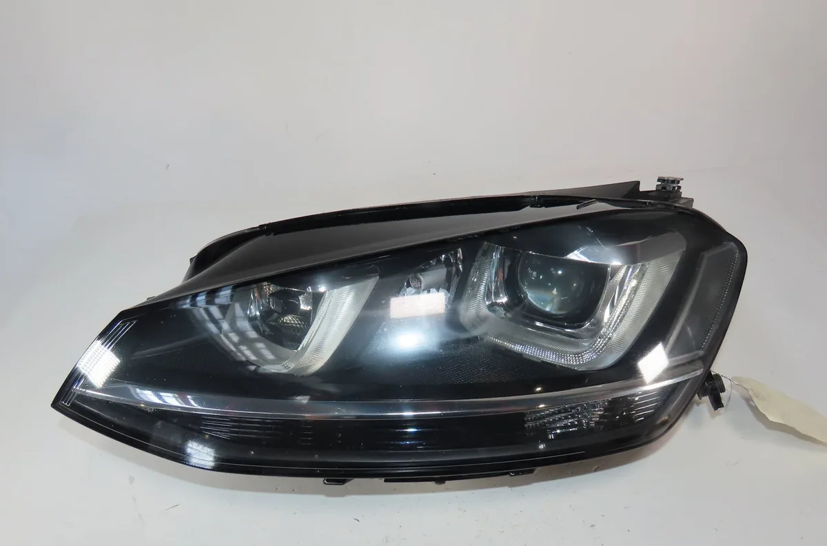 Phare gauche Volkswagen GOLF VII (5G1, BQ1, BE1, BE2) 2.0 gtd (2013-2020) occasion
