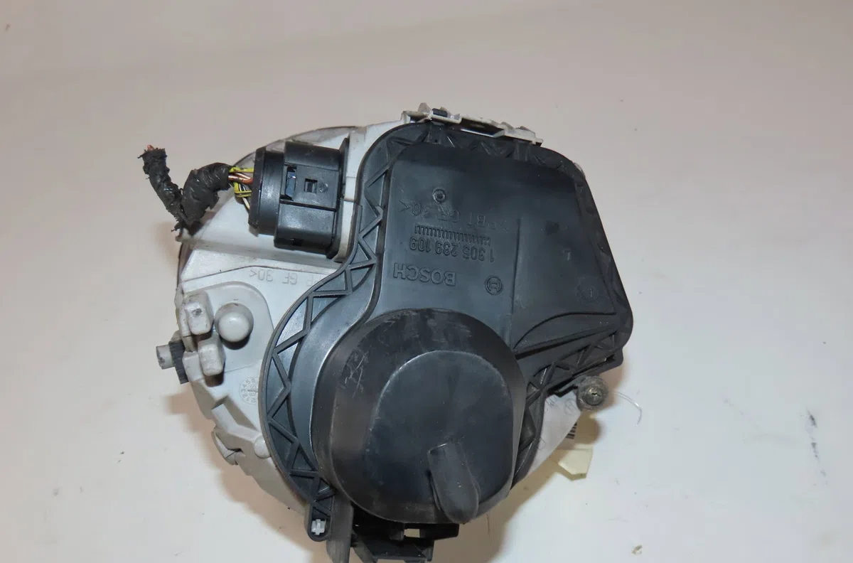 Phare gauche Volkswagen NEW BEETLE (9C1, 1C1) 2.0 (1998-2010) occasion