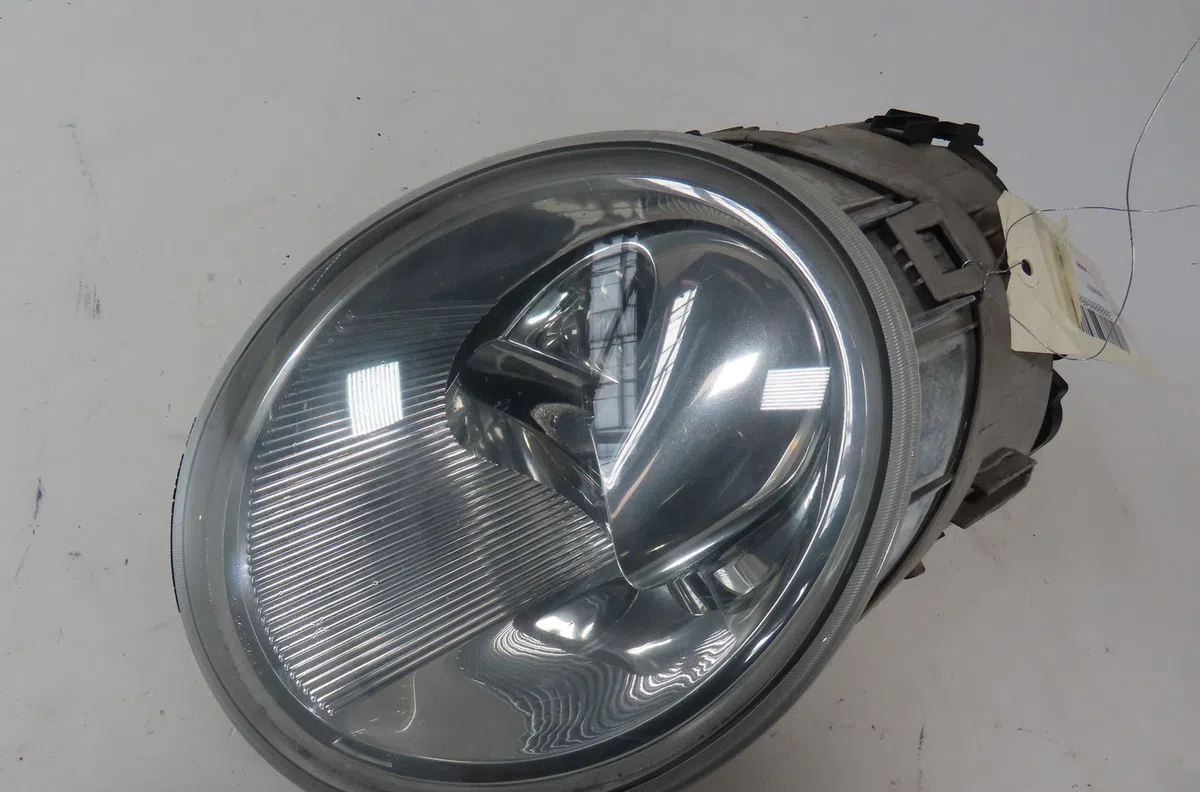 Phare gauche Volkswagen NEW BEETLE (9C1, 1C1) 2.0 (1998-2010) occasion