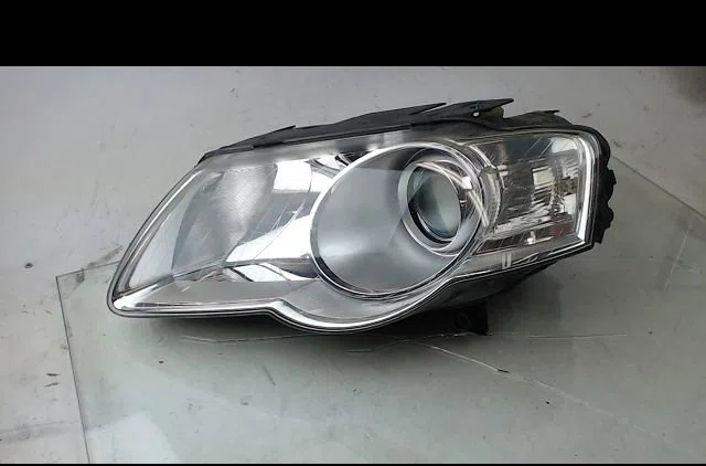 Phare gauche VOLKSWAGEN PASSAT 2006 occasion