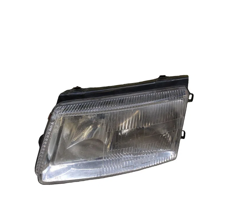 PHARE GAUCHE VOLKSWAGEN PASSAT 3B0941015AN
