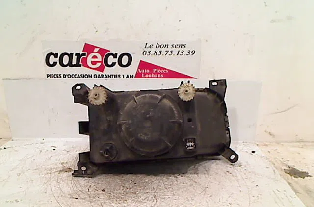 Phare gauche Volkswagen PASSAT B3-B4 (3A2, 35I) 1.6 td (1988-1993) occasion