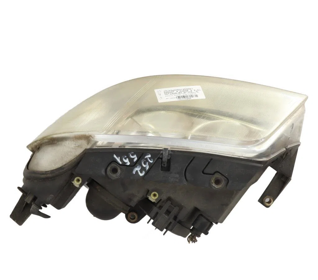 Phare gauche Volkswagen PASSAT B5.5 (3B3) 2.0 (2000-2005) occasion