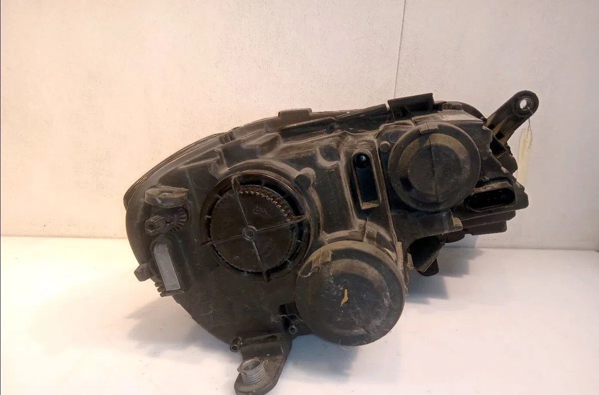Phare gauche Volkswagen PASSAT B5.5 (3B3) 2.5 tdi (2000-2005) occasion