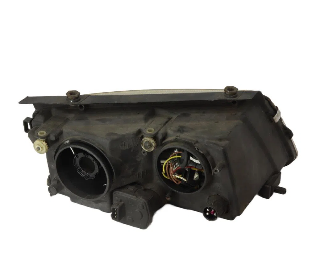 Phare gauche Volkswagen PASSAT B5 Variant (3B5) 1.8 t (1997-2000) occasion