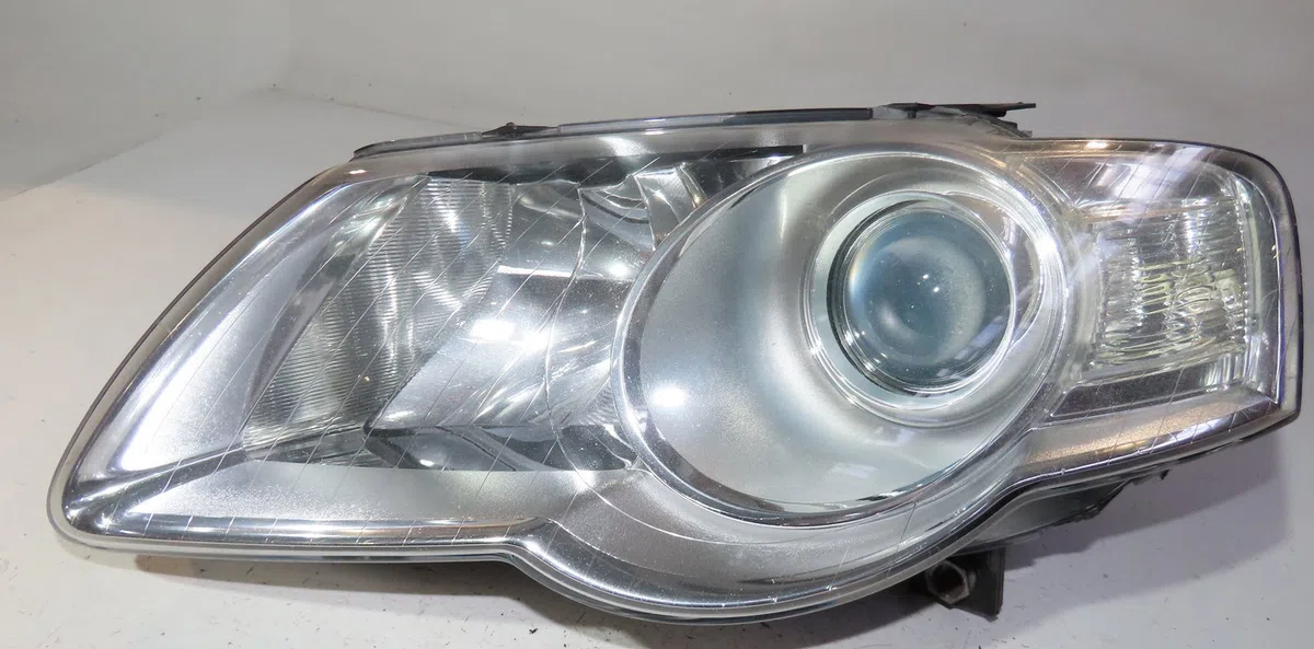 Phare gauche Volkswagen PASSAT B6 (3C2) 1.9 tdi (2005-2010) 4 portes occasion