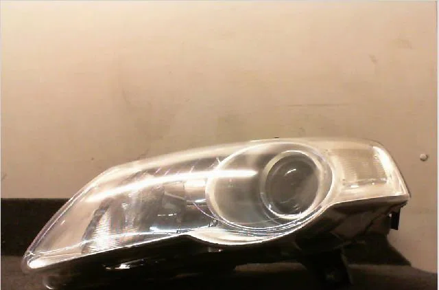 Phare gauche Volkswagen PASSAT B6 Variant (3C5) 2.0 tdi (2005-2010) 5 portes occasion