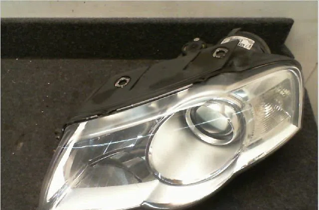Phare gauche Volkswagen PASSAT B6 Variant (3C5) 2.0 tdi (2005-2010) 5 portes occasion