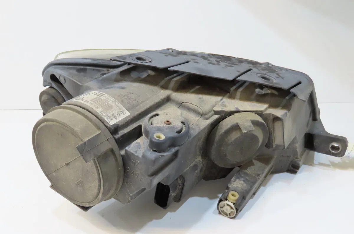Phare gauche Volkswagen PASSAT B7 (362) 2.0 tdi (2010-2014) occasion
