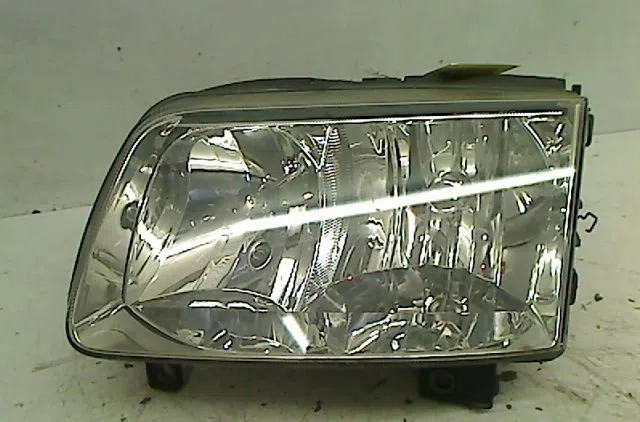 Phare gauche Volkswagen POLO (6N2) 1.4 (1999-2001) 5 portes occasion