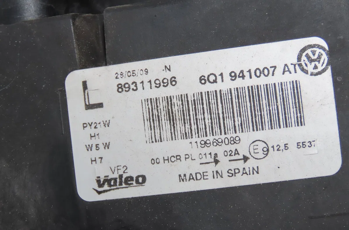 Phare gauche Volkswagen POLO (9N_, 9A_) 1.4 16v (2001-2008) occasion
