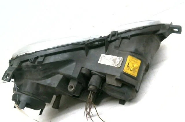 Phare gauche Volkswagen POLO (9N_, 9A_) 1.4 16v (2001-2008) occasion