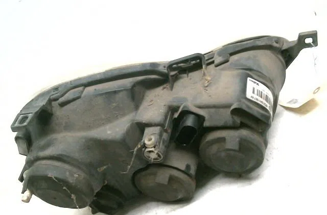 Phare gauche Volkswagen POLO (9N_, 9A_) 1.4 tdi (2001-2005) occasion