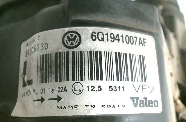 Phare gauche Volkswagen POLO (9N_, 9A_) 1.4 tdi (2001-2005) occasion