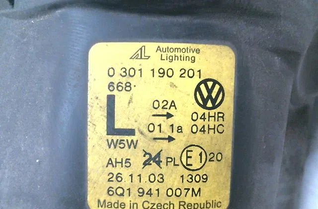 Phare gauche Volkswagen POLO (9N_, 9A_) 1.9 tdi (2001-2009) occasion