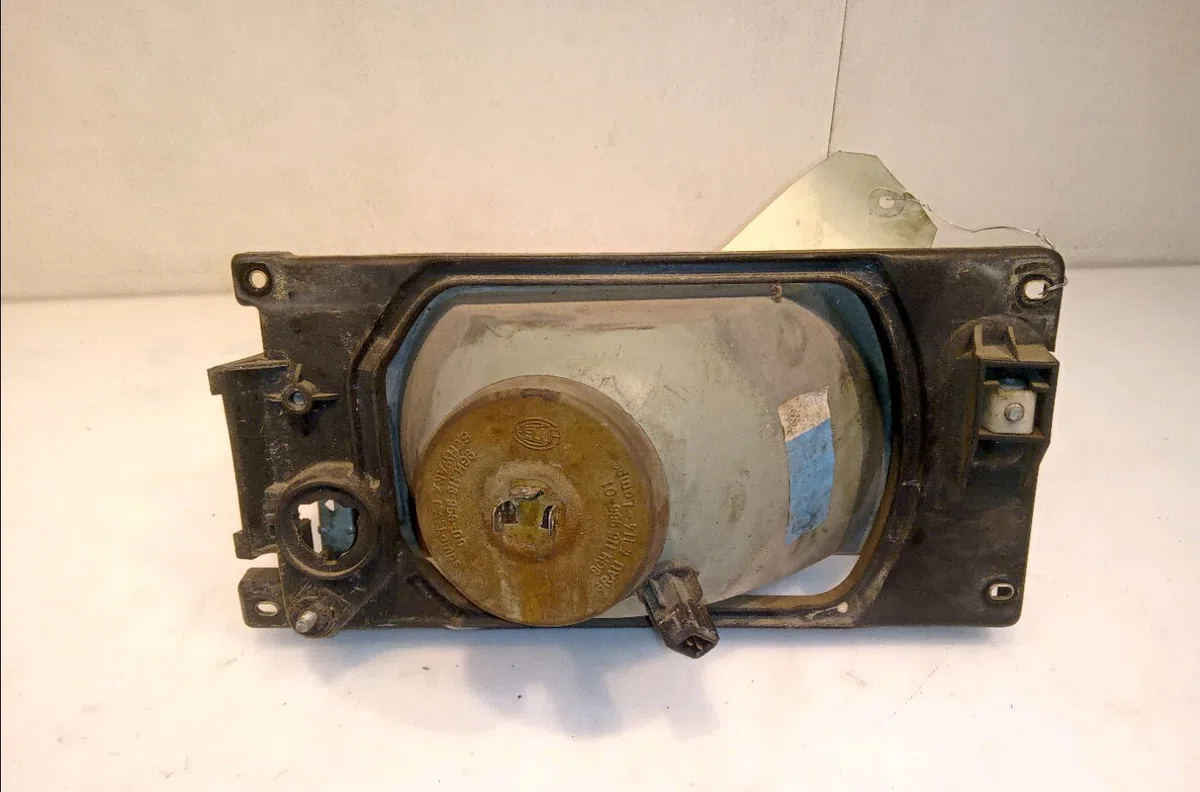 Phare gauche Volkswagen POLO II (86C, 80) 1.0 cat (1989-1994) occasion
