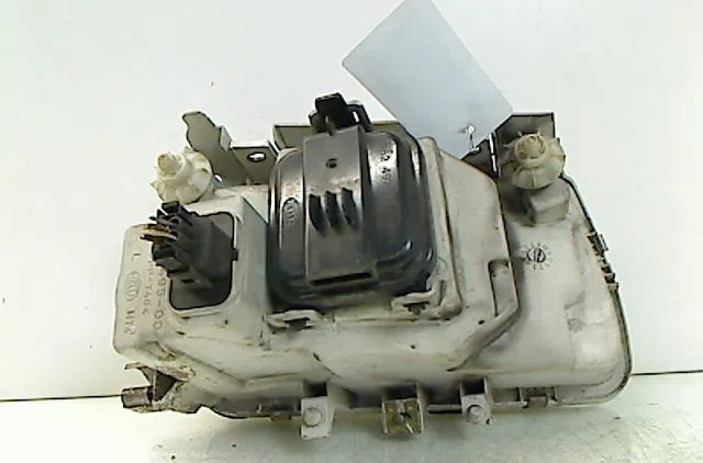 Phare gauche VOLKSWAGEN POLO III 1996 occasion
