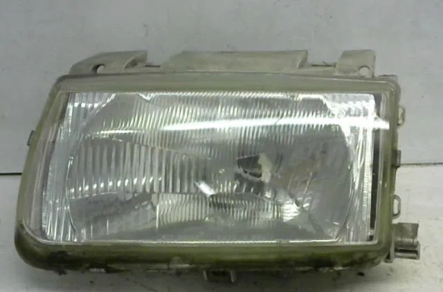 Phare gauche Volkswagen POLO III (6N1) 60 1.4 (1995-1999) occasion