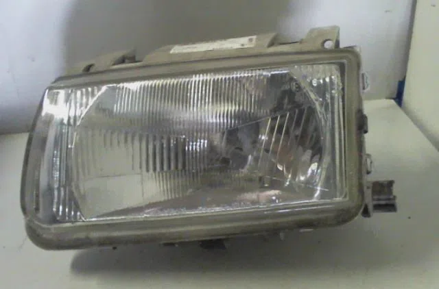 Phare gauche VOLKSWAGEN POLO occasion