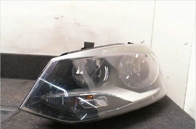 Phare gauche Volkswagen POLO V (6R1, 6C1) 1.2 (2009) occasion