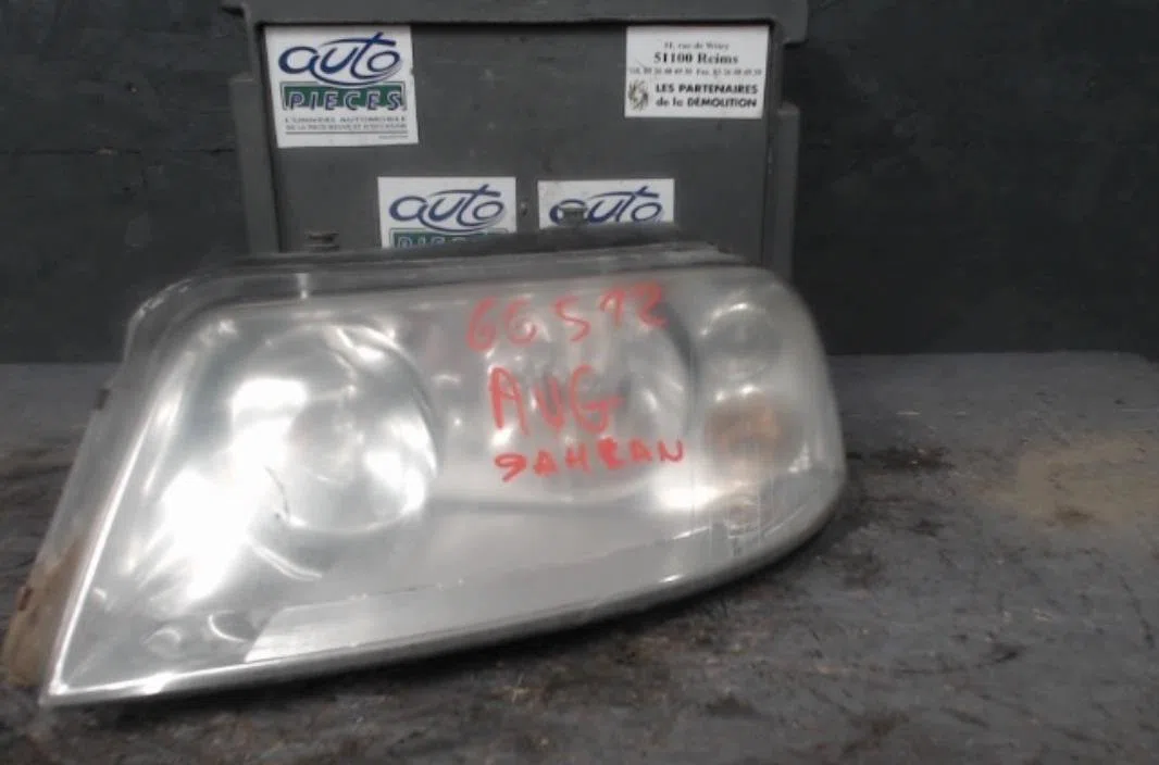 Phare gauche Volkswagen SHARAN (7M8, 7M9, 7M6) 1.9 tdi (1996-2000) 5 portes occasion
