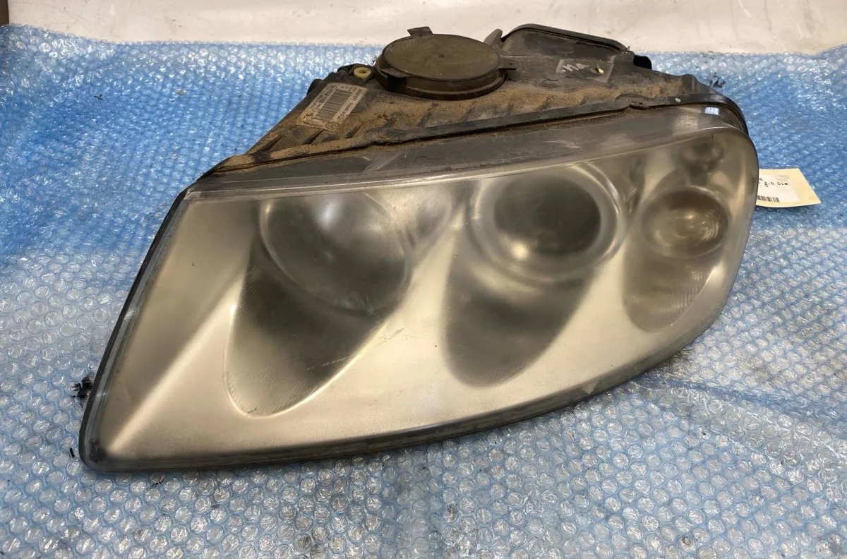 Phare gauche Volkswagen TOUAREG (7LA, 7L6, 7L7) 2.5 r5 tdi (2003-2010) occasion