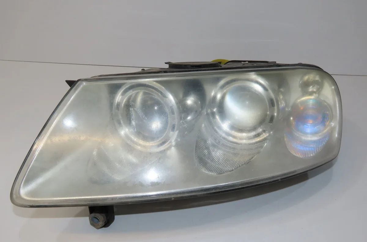 Phare gauche Volkswagen TOUAREG (7LA, 7L6, 7L7) 2.5 r5 tdi (2003-2010) occasion