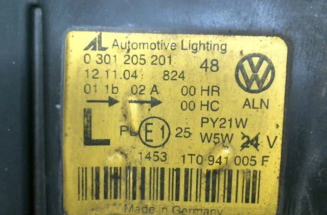 Phare gauche Volkswagen TOURAN (1T1, 1T2) 1.9 tdi (2003-2004) 5 portes occasion