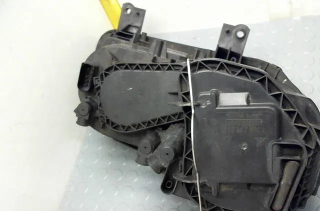 Phare gauche Volkswagen TOURAN (1T1, 1T2) 1.9 tdi (2003-2004) occasion
