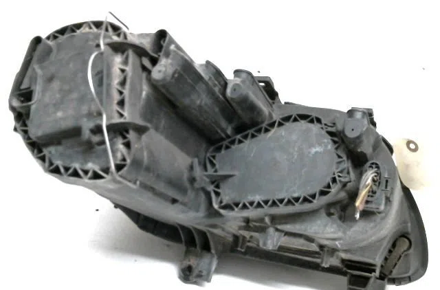 Phare gauche Volkswagen TOURAN (1T1, 1T2) 1.9 tdi (2003-2004) occasion