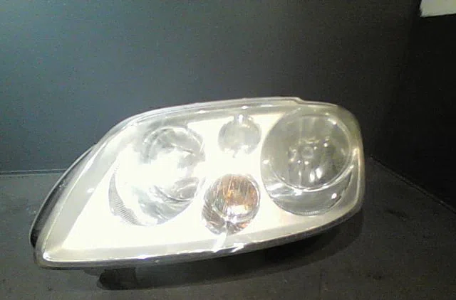 Phare gauche VOLKSWAGEN TOURAN 2004 occasion