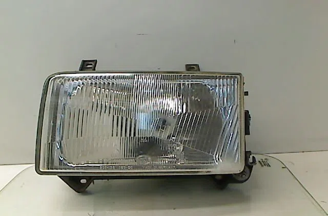 Phare gauche VOLKSWAGEN TRANSPORTER IV 1995 occasion