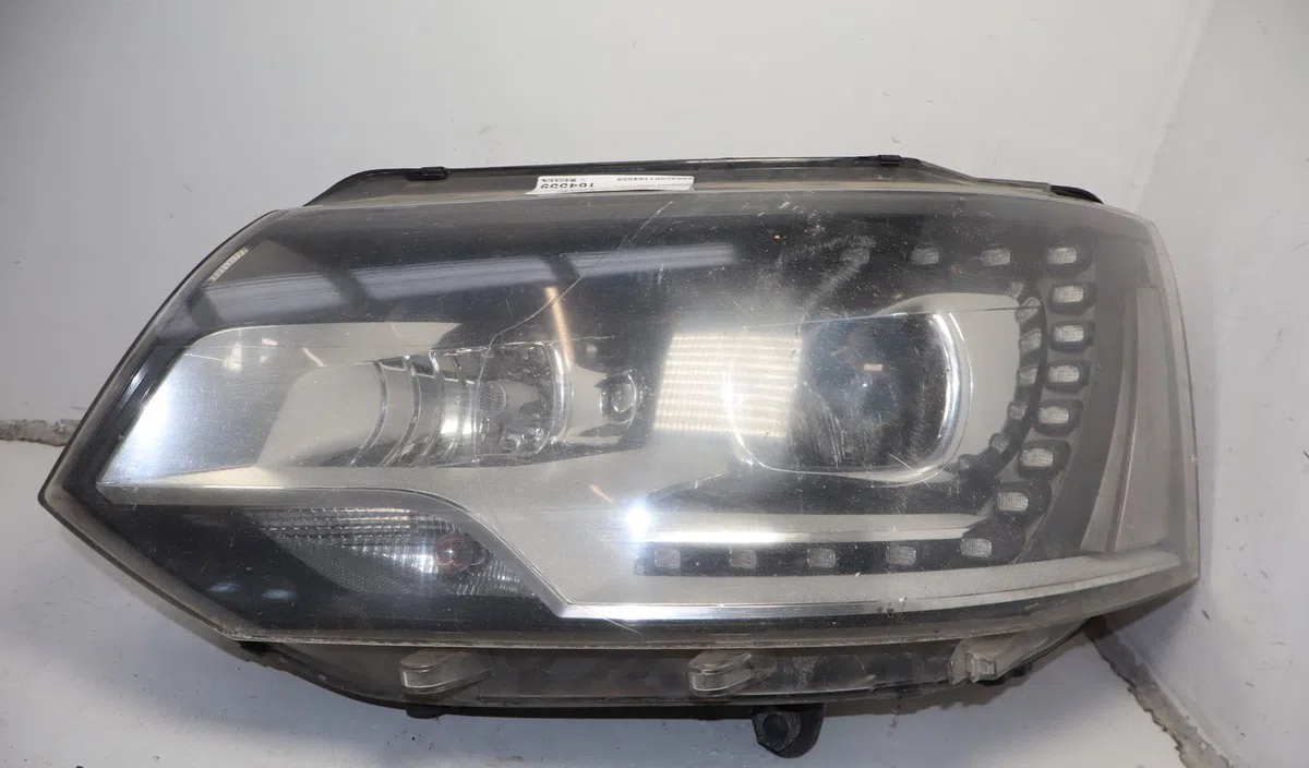 Phare gauche Volkswagen TRANSPORTER V Autobus-Autocar (7HB, 7HJ, 7EB, 7EJ) 2.0 bitdi 4motion (2009-2015) occasion