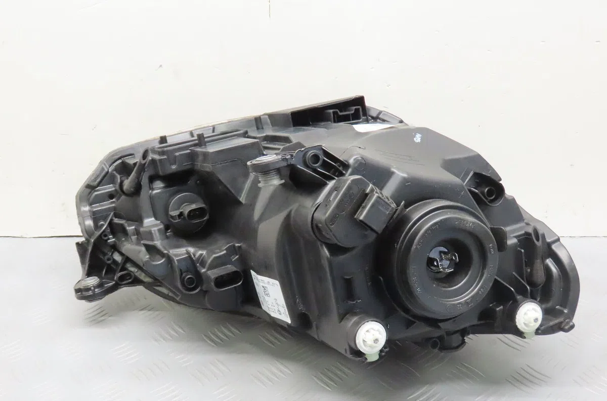 Phare gauche VOLKSWAGEN UP occasion