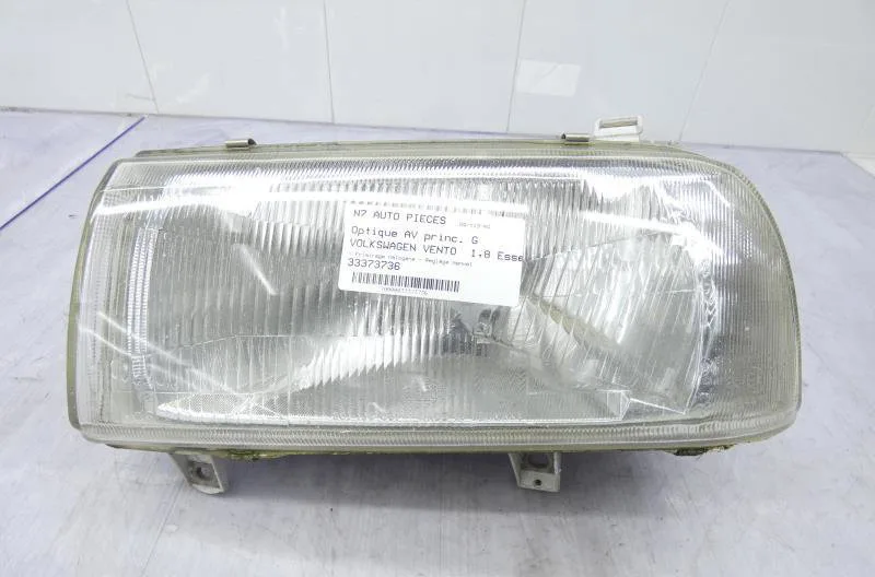 Phare gauche VOLKSWAGEN VENTO occasion