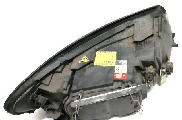 Phare gauche Volvo C30 (533) 2.0 d (2006-2012) occasion