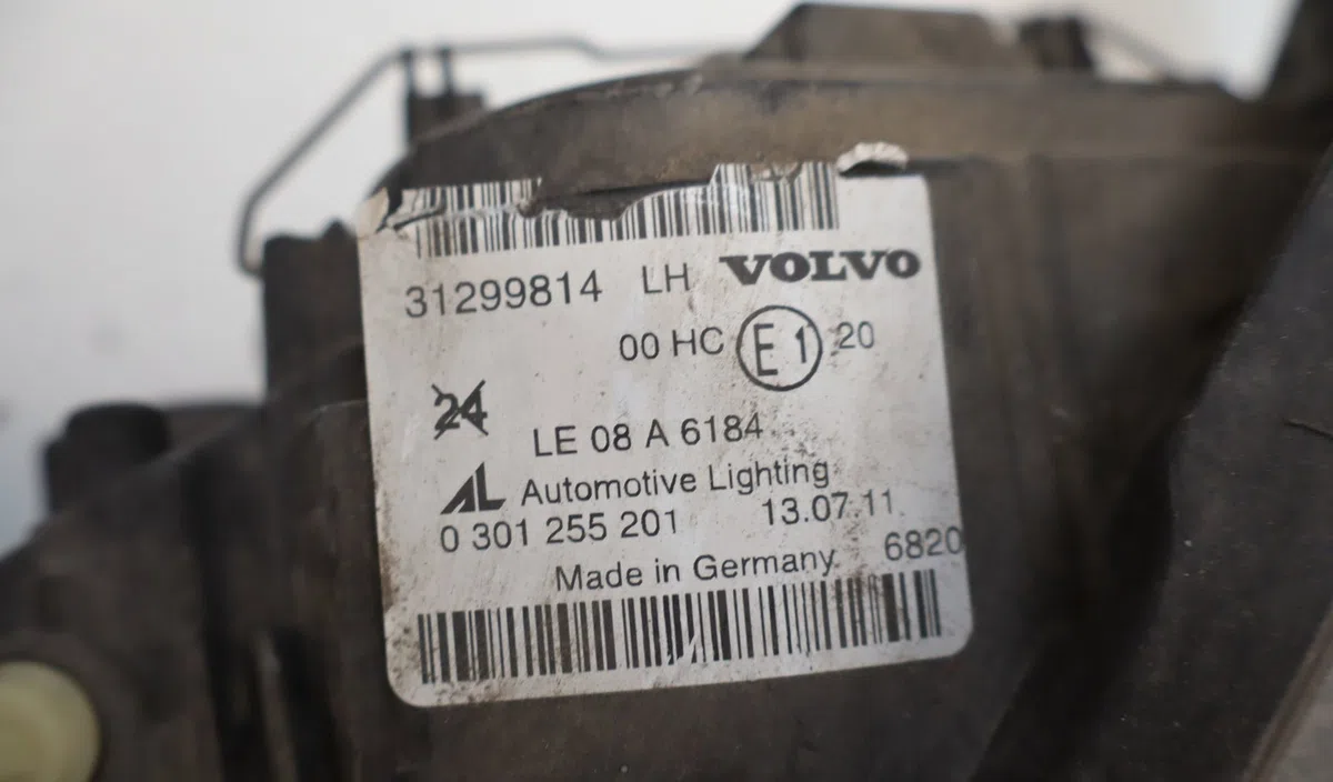 Phare gauche Volvo C30 (533) D3 (2010-2012) occasion