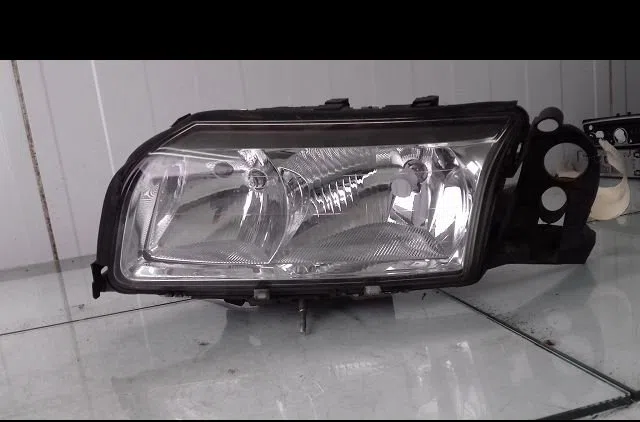 Phare gauche VOLVO S80 occasion