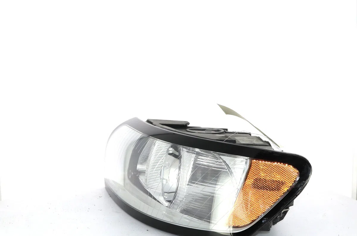 Phare gauche Volvo V50 (545) 2.0 d (2004-2010) occasion