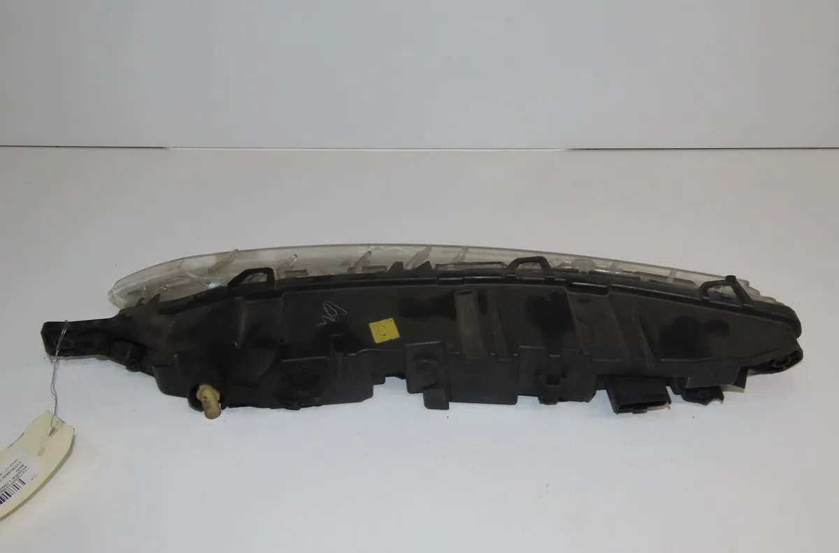 Phare longue portee avant droit Citroen C4 PICASSO II 1.6 thp 155 (2013) occasion