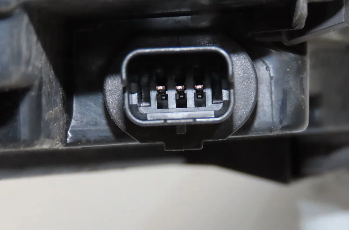 Phare longue portee avant gauche Citroen C4 PICASSO I Monospace (UD_) 1.6 hdi 110 (2010-2013) 5 portes occasion