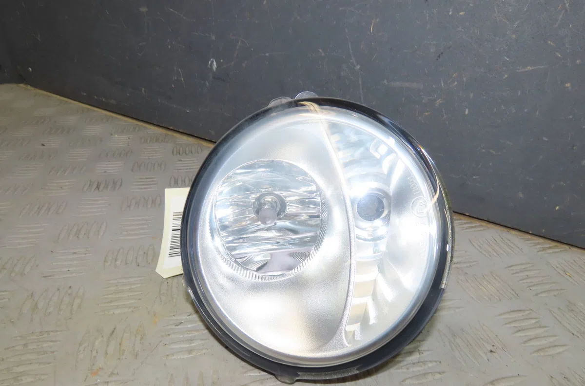 Phare longue portee avant gauche Renault TWINGO II (CN0_) 1.2 16v (cn04, cn0a, cn0b) (2007-2014) 3 portes occasion