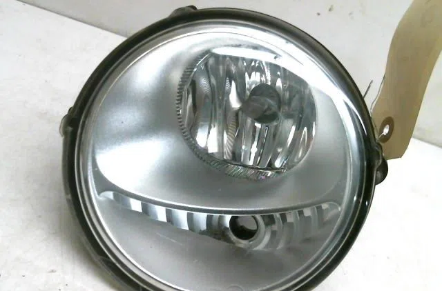 Phare longue portee avant gauche Renault TWINGO II (CN0_) 1.5 dci 75 (2010) 3 portes occasion