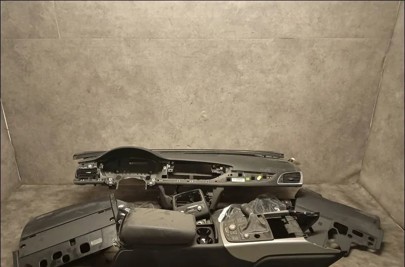 Planche de bord Audi A6 C7 Avant (4G5, 4GD) 3.0 tdi (2011-2018) occasion