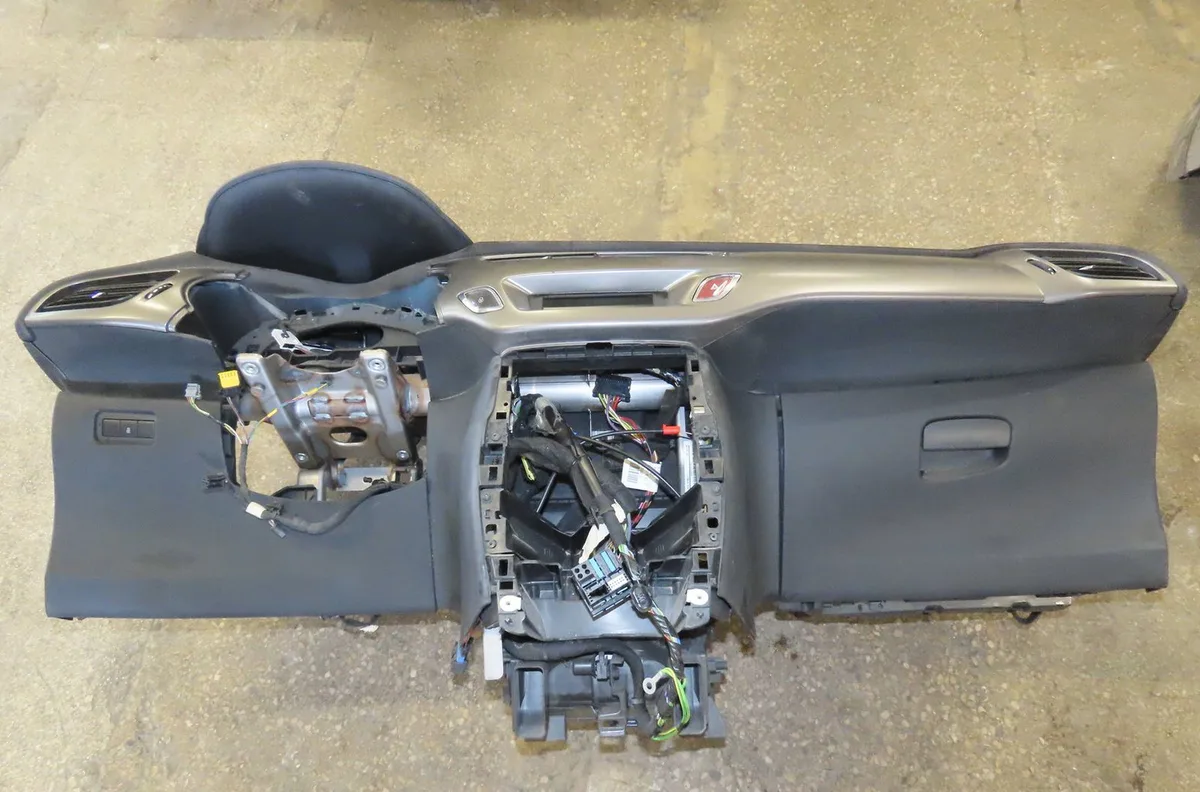 Planche de bord Citroen C3 II (SC_) 1.6 bluehdi 75 (2015) occasion